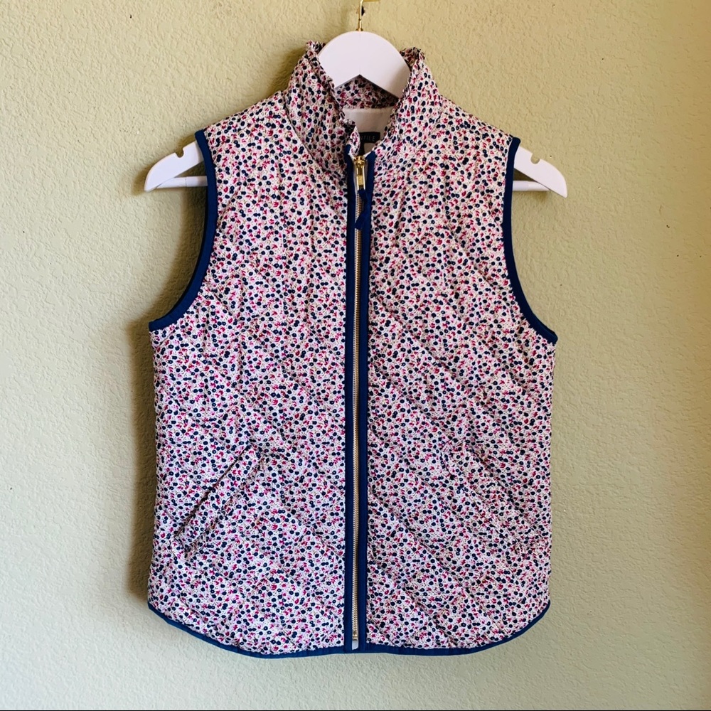 NWOT J.Crew Quilted Puffer Vest - Picture 5 of 8